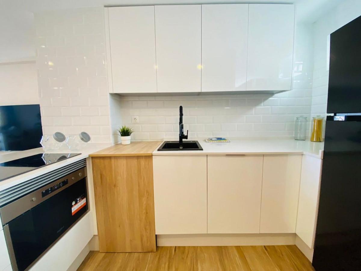 Moderno Apartamento Con Vistas Al Mar -Benalmádena Exteriör bild