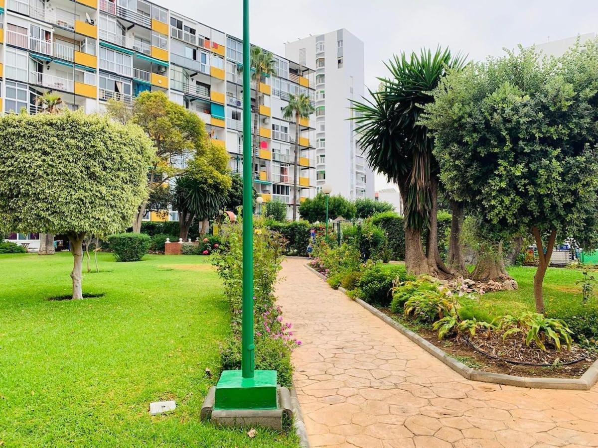 Moderno Apartamento Con Vistas Al Mar -Benalmádena Exteriör bild